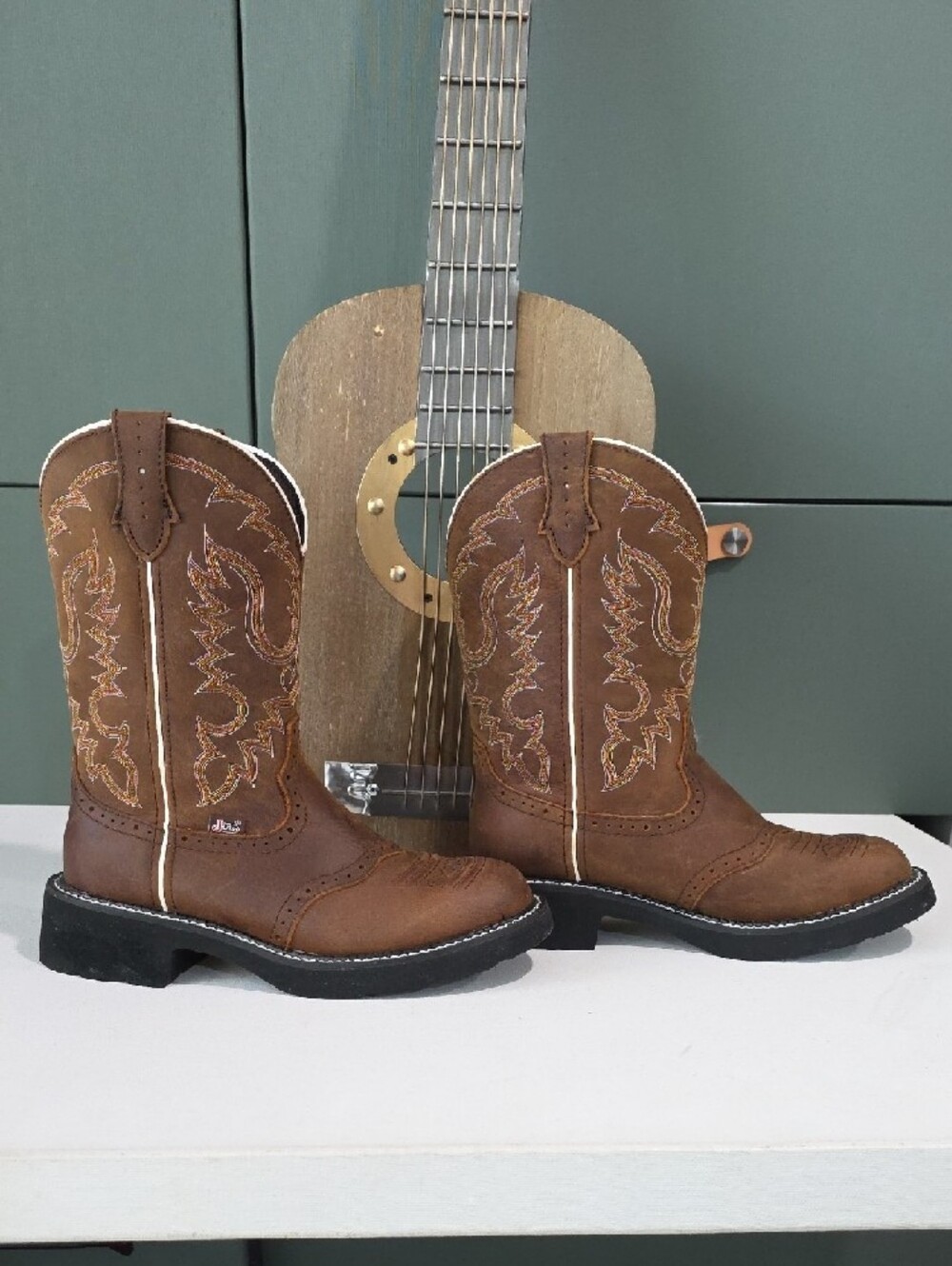 777. Justin Gypsy Inji Aged Bark Brown Leather Cowboy Western Boots 8.5B - Picture 2 of 7